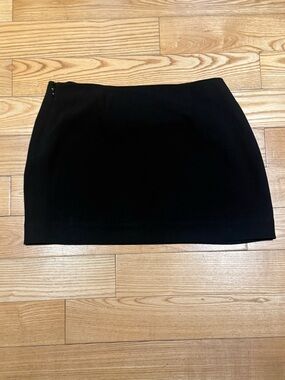 Reformation Black Women's Mini Skirt - Sleek Zip Detail